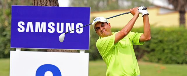 El venezolano Otto Solís pega su tiro de salida en el hoyo 9 durante la segunda ronda de la Final de la Serie de Desarrollo Samsung en el Country Club La Planicie en Lima, Perú. Walter Mendiola/PGA TOUR