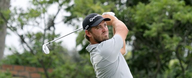 LIMA, PERÚ ENERO 16, 2014: El argentino Gato Zarlenga en acción durante la tercera ronda del primer Torneo de Clasificación para la temporada 2014 del NEC Series-PGA TOUR Latinoamérica en el Country Club La Planicie en Lima, Perú. (Walter Mendiola/PGA TOUR)