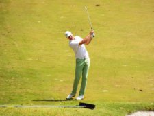 Australiano Aron Price líder en el Web.com Panamá Claro