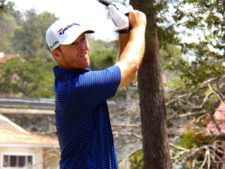 Price se separa por uno en el Web.com Panamá Claro