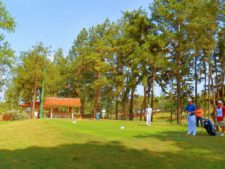 Price se separa por uno en el Web.com Panamá Claro