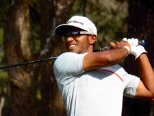 Price se separa por uno en el Web.com Panamá Claro