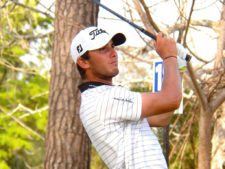 Price se separa por uno en el Web.com Panamá Claro