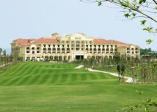 Oro Italia y Surcorea en Golf Individual (cortesía www.sofitel.com)