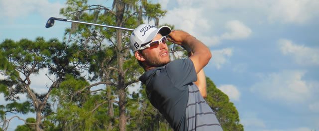 SEBRING, FL (ENE. 22, 2014) - El dominicano Willy Pumarol pega su segundo tiro en el hoyo 10 durante la tercera ronda del Torneo de Clasificación que el PGA TOUR Latinoamérica celebra en el campo Deer Run del Sun ‘N Lake Golf Club en Sebring, Florida. Foto: PGA Tour