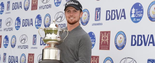 SANTIAGO, CHILE - OCT. 4, 2015: Wil Bateman de Canadá posa con el trofeo del Hyundai BBVA Abierto de Chile tras su victoria de este domingo en el campo del Club de Golf Los Leones en Santiago, Chile. (Crédito/Credit: Enrique Berardi/PGA TOUR)