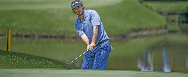 MEDELLIN, COLOMBIA - FEBRUARY 26: Ken Looper of the U.S chips onto the ninth hole green during the second round of the PGA TOUR Latinoamerica 69 Avianca Colombia Open presentado por BBVA at Club Campestre de Medellin on February 26, 2016 in Medellin, Colombia (Enrique Berardi/PGA TOUR)
