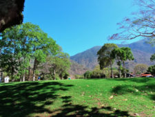 A la sombra del Ávila