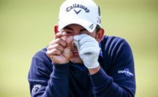 Escenas de un viernes interrumpido pero de gran colorido (cortesía R&A-R&A via Getty Images)