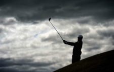 Escenas de un viernes interrumpido pero de gran colorido (cortesía R&A-R&A via Getty Images)