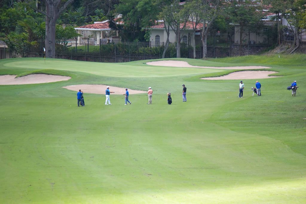 Gracias por Salvar Talentos de la mano de Fundación Techo Baruta
