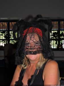 De que vuelan vuelan…! Invitacional Damas de Halloween!