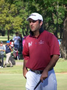Otto Solís ganó e igualó récord en X Abierto Sambil de Golf
