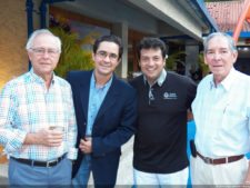 Posando en XI Abierto Sambil