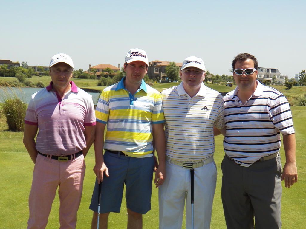 Posando para Fairway desde Argentina
