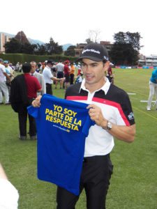 Posando para Fairway desde Bogotá