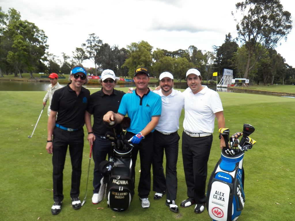 Posando para Fairway desde Bogotá
