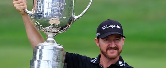 Jimmy Walker posa con el Trofeo Wanamaker. © Golffile | Eoin Clarke