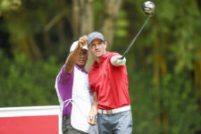 Andrés Echaverría y Caddie (cortesía Enrique Berardi/PGA TOUR)