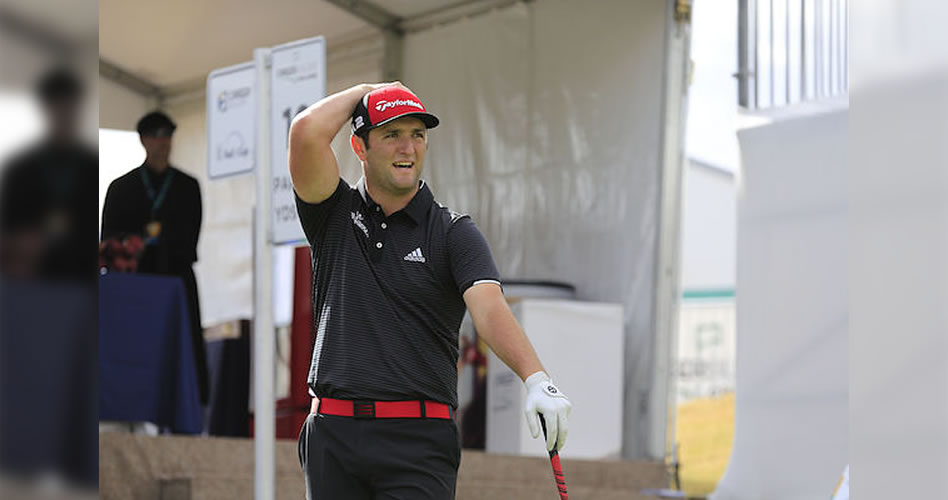 Jon Rahm pasa el corte en el Farmers Open y apunta a todo el fin de semana (© Golffile | Eoin Clarke)