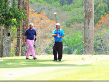 Daniele Cabriles arriba por uno sobre Denis Meneghini, en la primera ronda del Abierto Lagunita Country Club