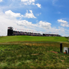 Galería de selección de fotos de 1ra ronda del 117º US Open en Erin Hills cortesía de la Revista Fairway