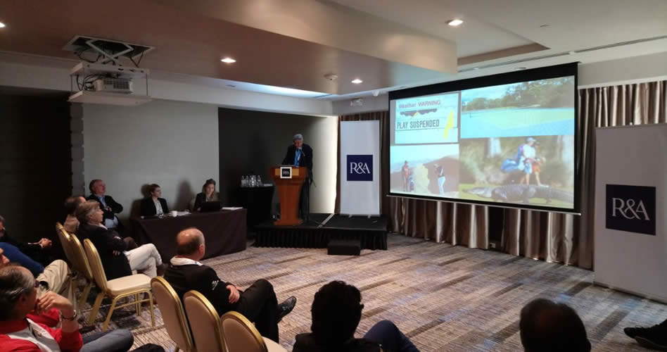 "Promover el desarrollo por medio de la educación y la capacitación"