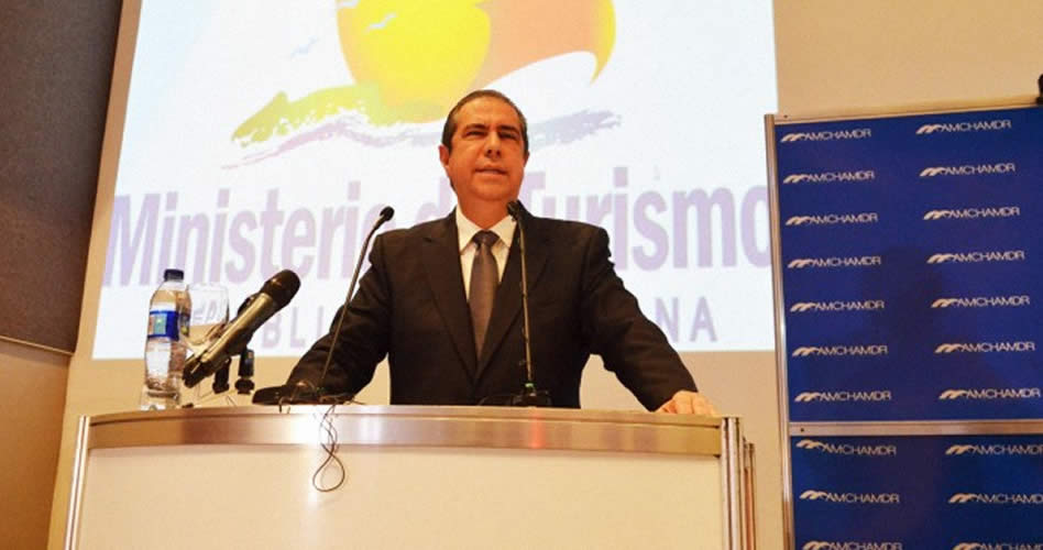 Ministerio de Turismo lanza campaña promocional “República Dominicana Live” (cortesía elcolmadon.com)