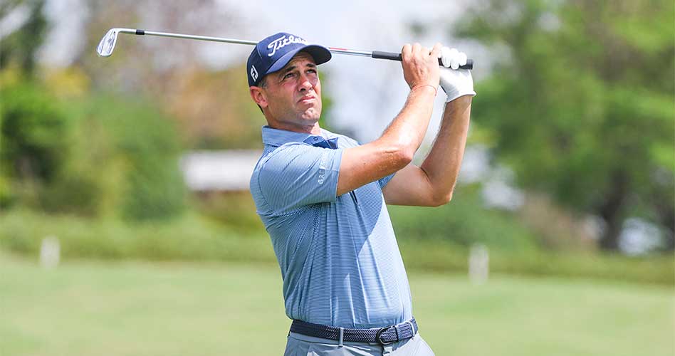 El brasilero Alexandre Rocha durante la segunda ronda del 65º JHSF Aberto do Brasil