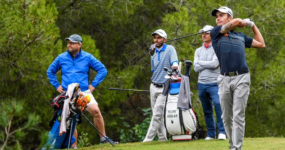 Iván Cantero durante la ronda final en Las Colinas junto a Aguilar y Robb