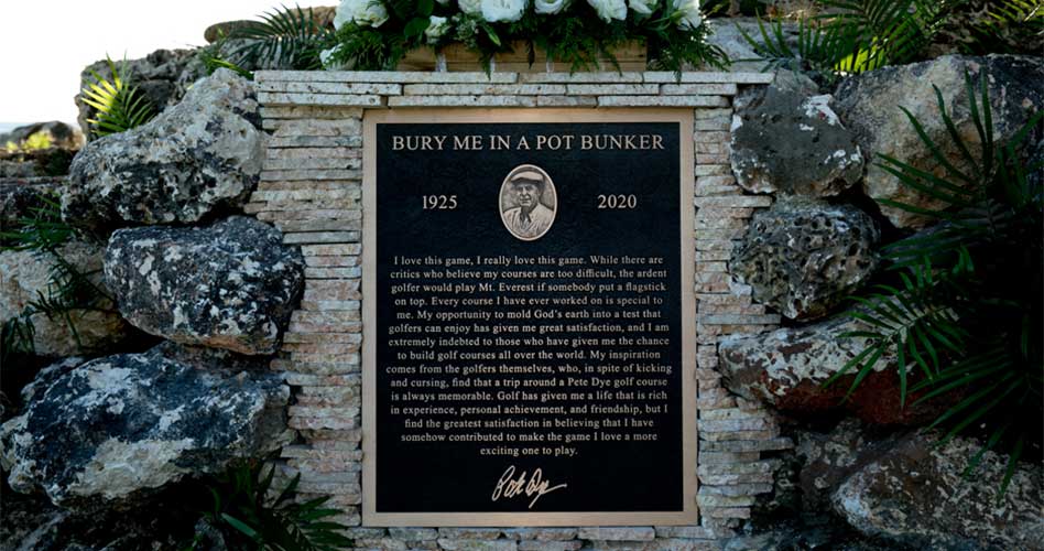 Casa de Campo homenajeó a Pete Dye con una Placa Conmemorativa en el campo Teeth of the Dog, su gran obra maestra